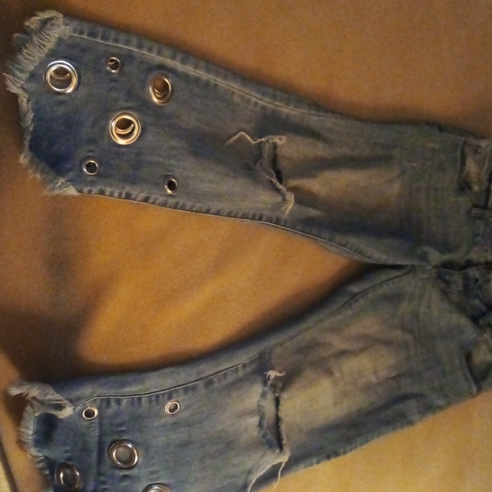 Jeans - Picture 2 of 3